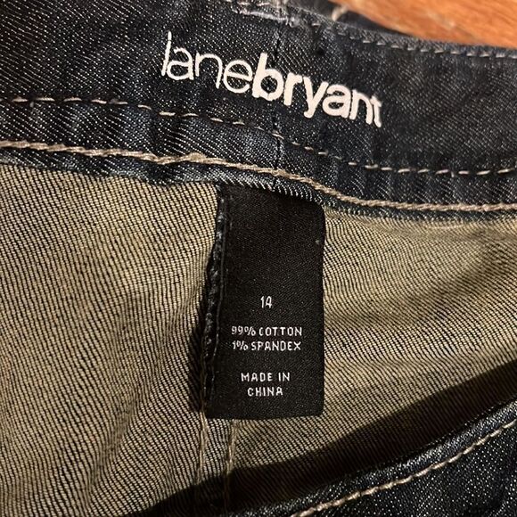 Lane Bryant Women’s size 14 cropped denim capris jeans Raw edge Hem - Picture 6 of 14